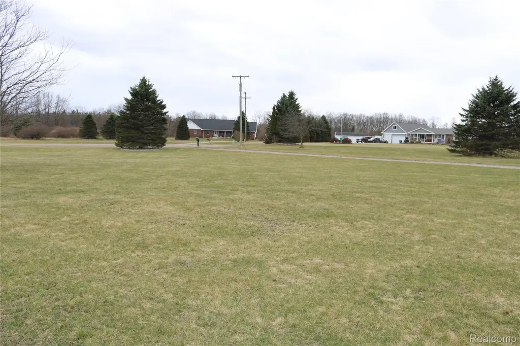 4678 Trail Elba Township MI 48446