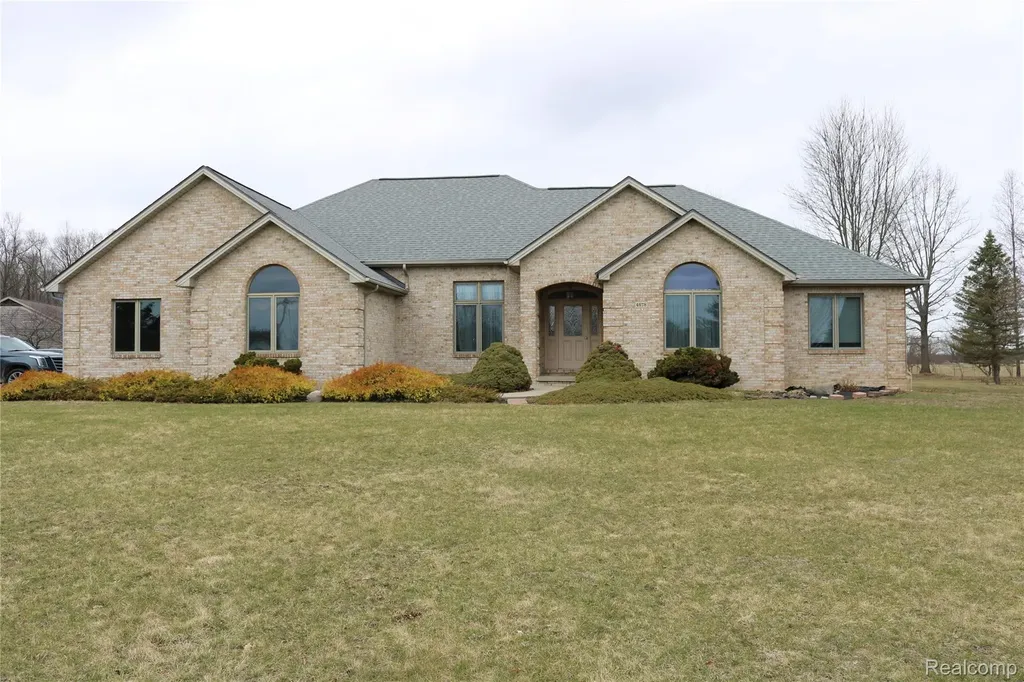 4678 Trail Elba Township MI 48446