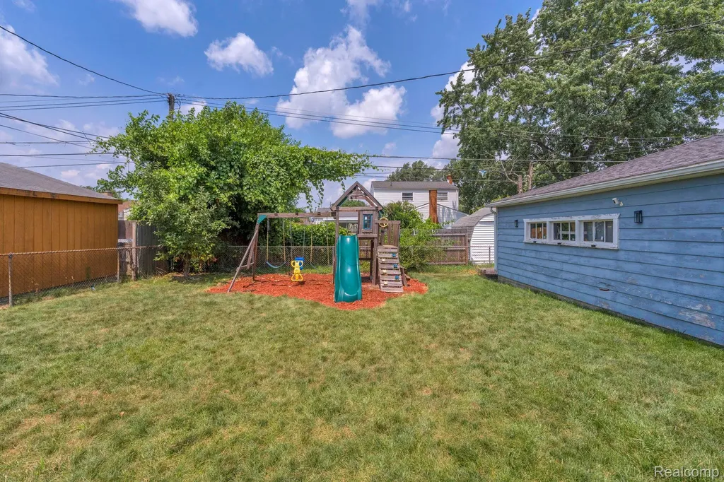 36106 Canyon Drive Westland City MI 48186