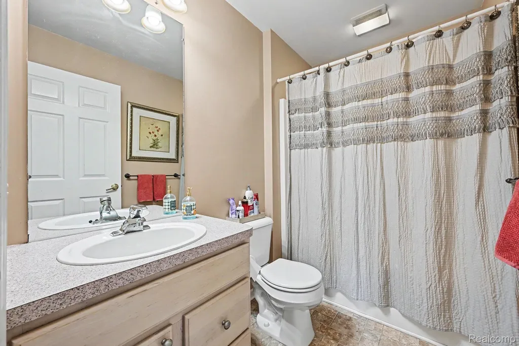 6390 Meadowlark Lane Ypsilanti Charter Township MI 48197