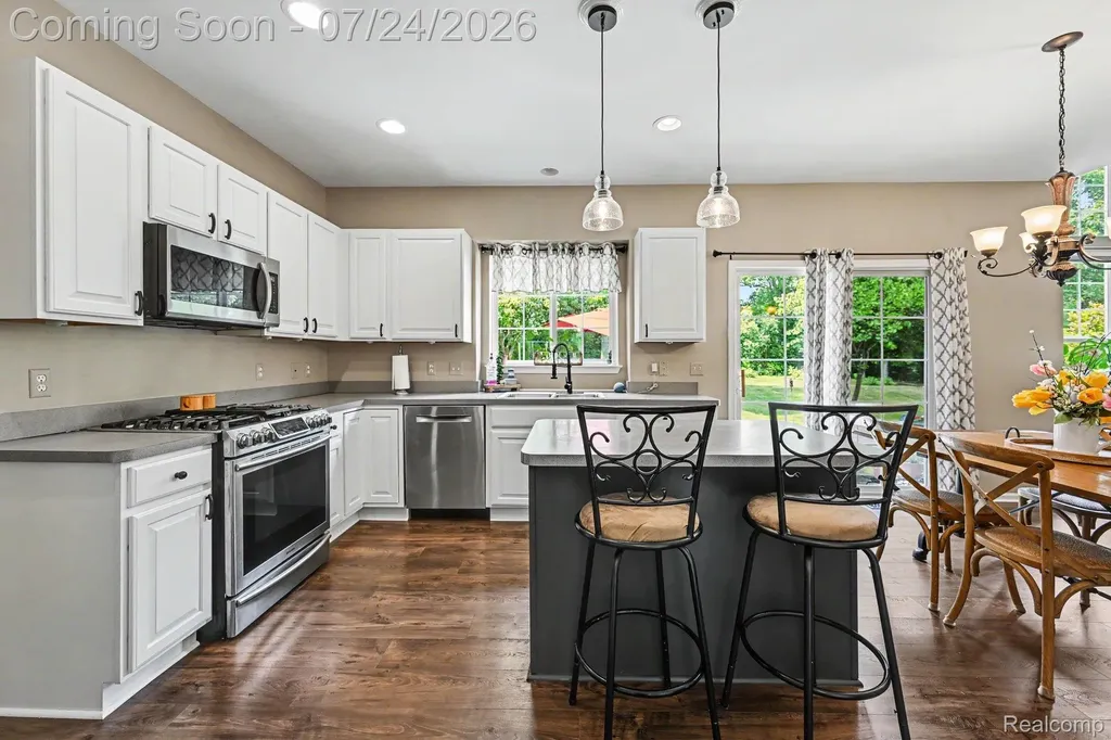 6390 Meadowlark Lane Ypsilanti Charter Township MI 48197