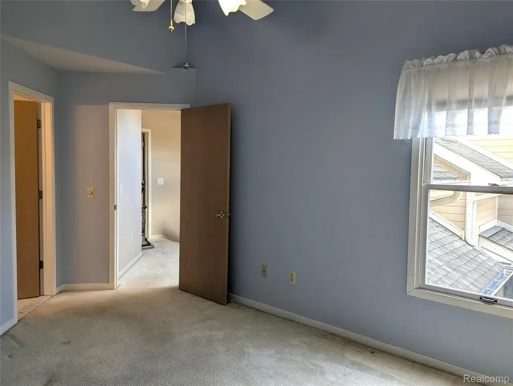 9327 Eastwind Drive Livonia City MI 48150