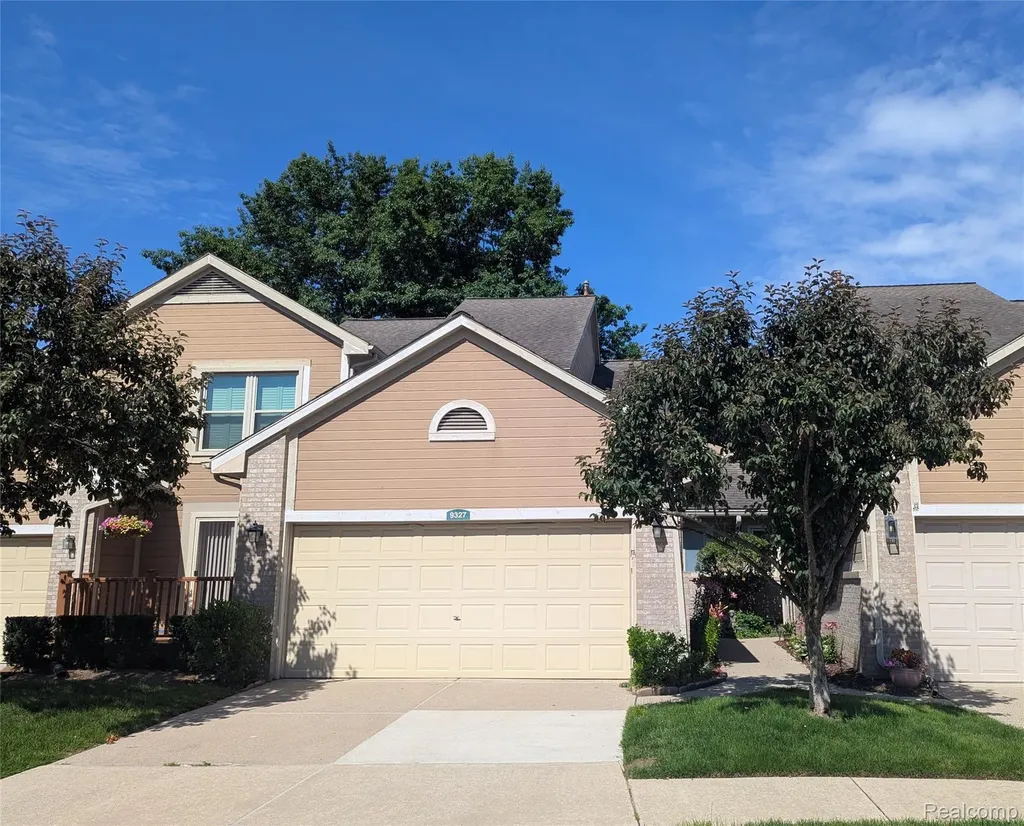 9327 Eastwind Drive Livonia City MI 48150