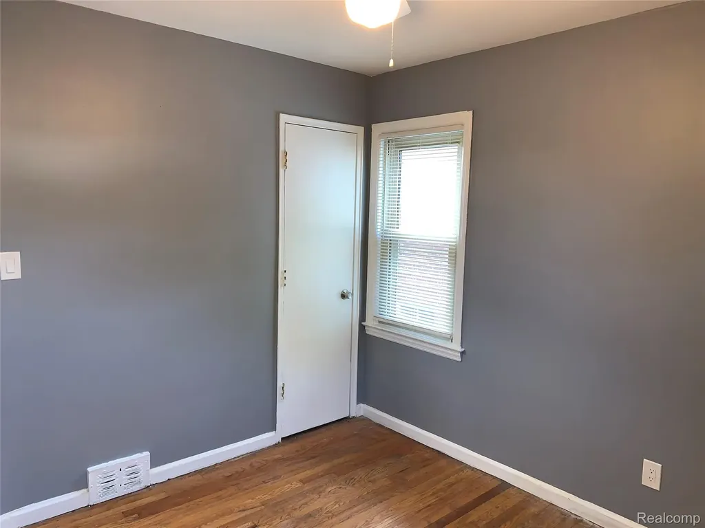 19363 Appleton Street Detroit City MI 48219
