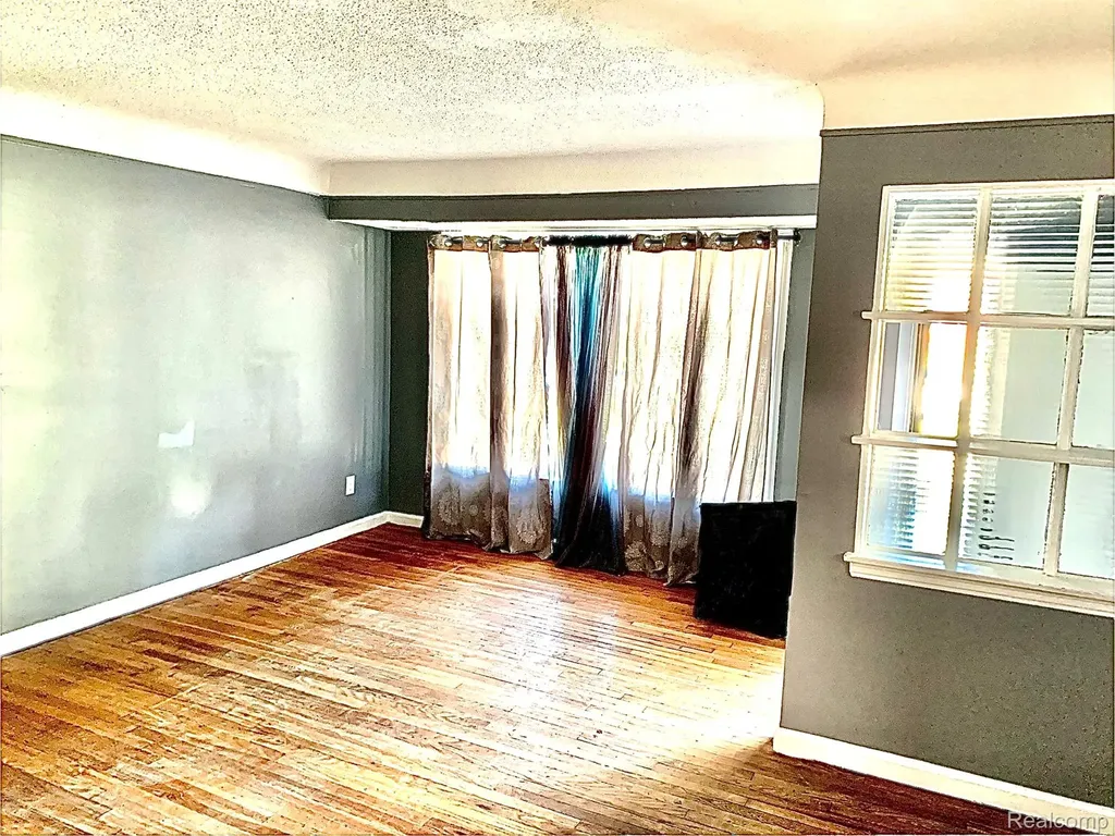 19363 Appleton Street Detroit City MI 48219