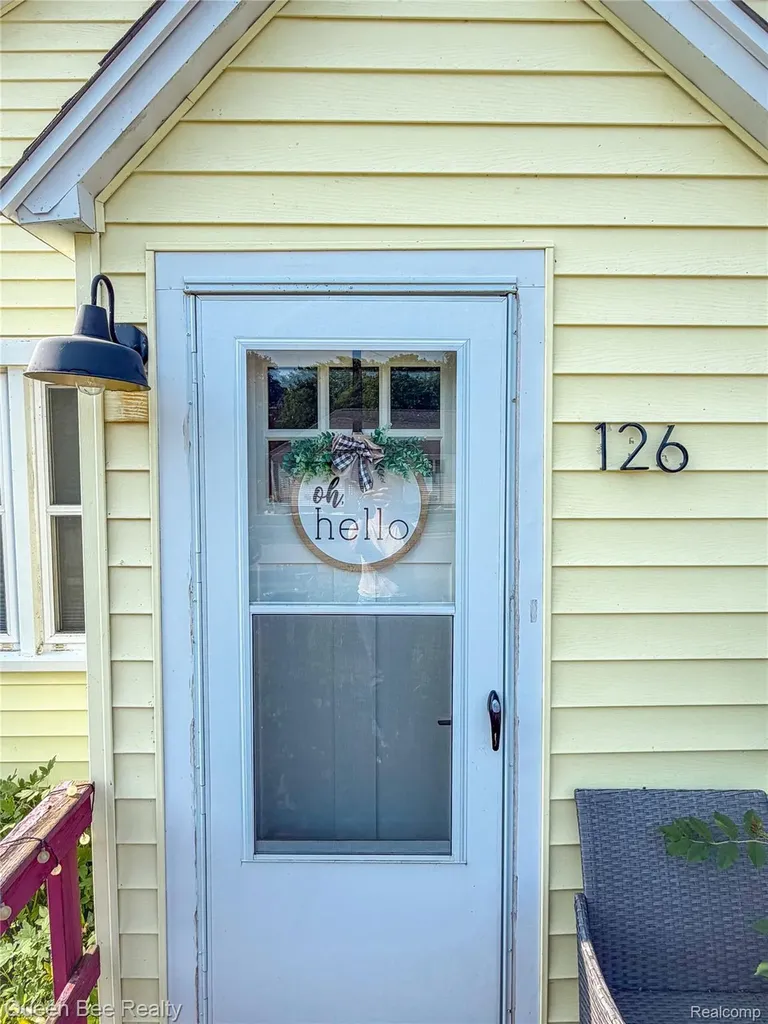 126 Bartlett Street Harbor Beach City MI 48441