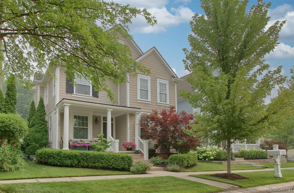 50166 Harding Street Canton Charter Township MI 48188