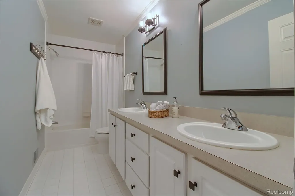 50166 Harding Street Canton Charter Township MI 48188