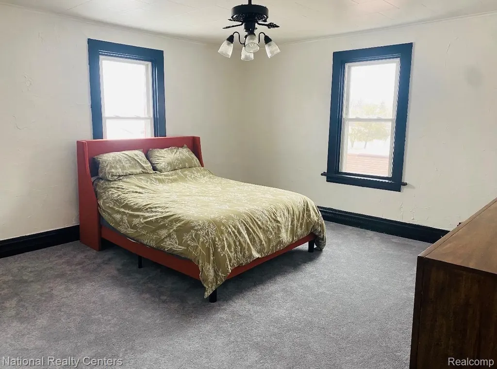 108 E Arch Street Negaunee City MI 49866