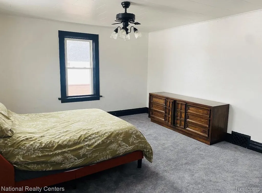 108 E Arch Street Negaunee City MI 49866