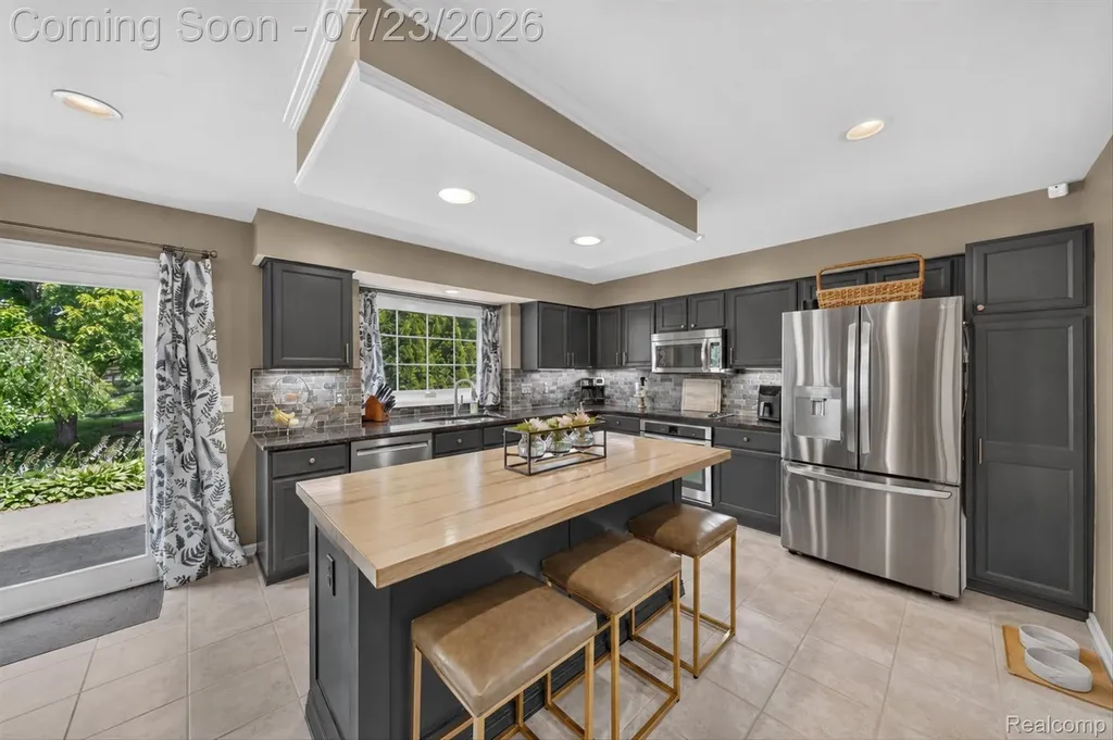2130 Stonebridge Way Canton Charter Township MI 48188