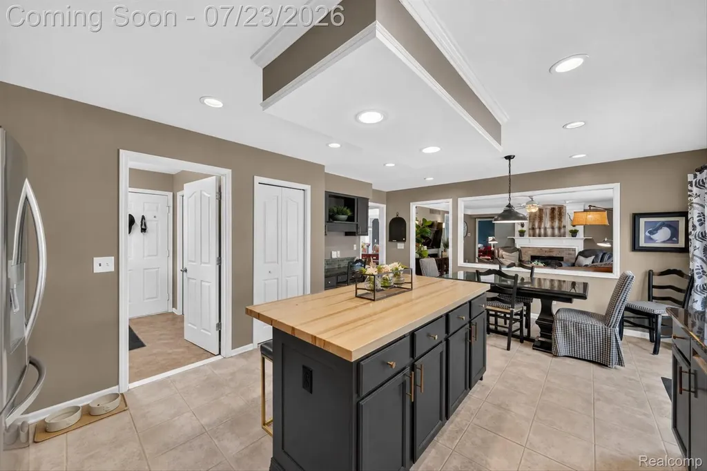 2130 Stonebridge Way Canton Charter Township MI 48188