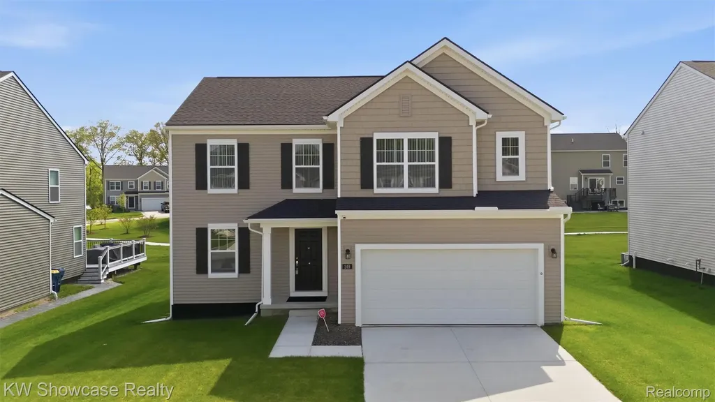 249 Saddleback Court White Lake Charter Township MI 48386