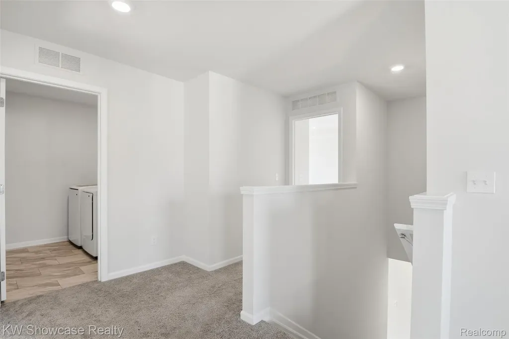 249 Saddleback Court White Lake Charter Township MI 48386