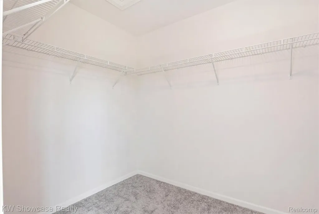 249 Saddleback Court White Lake Charter Township MI 48386