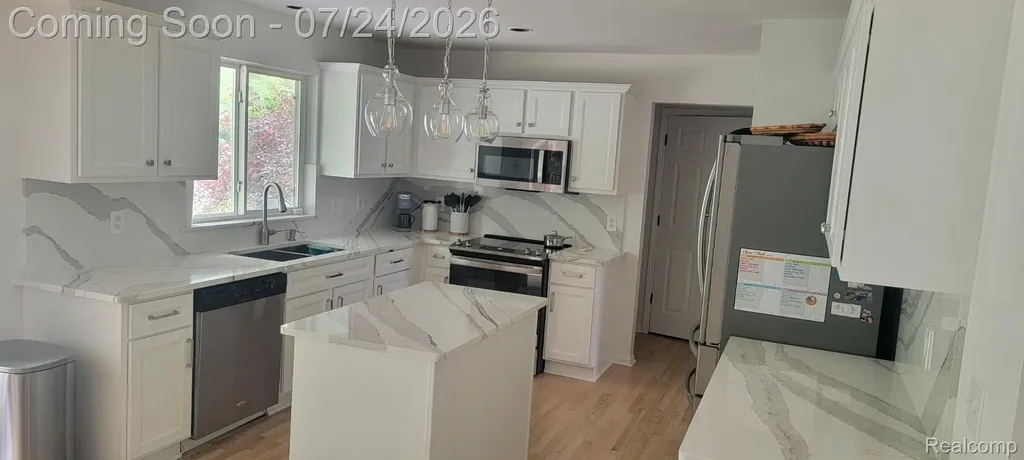 49090 Fifth Avenue Court Canton Charter Township MI 48188