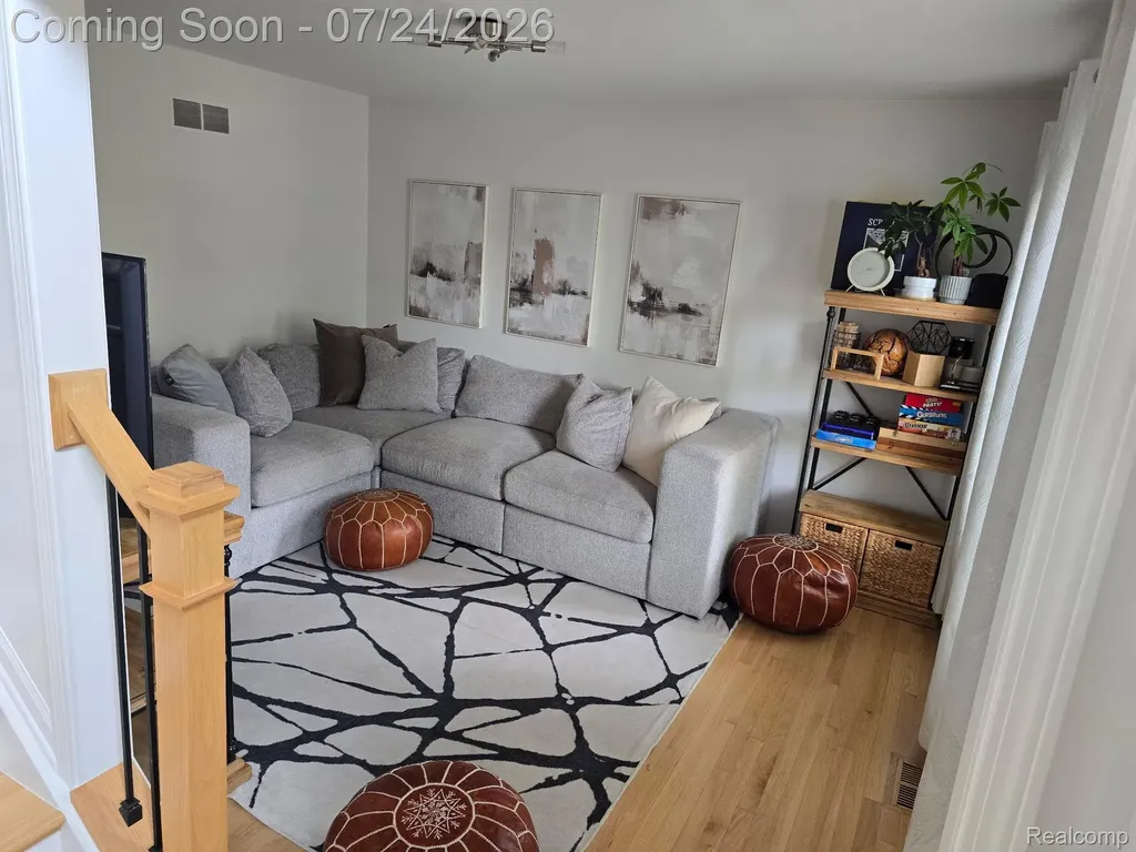 49090 Fifth Avenue Court Canton Charter Township MI 48188