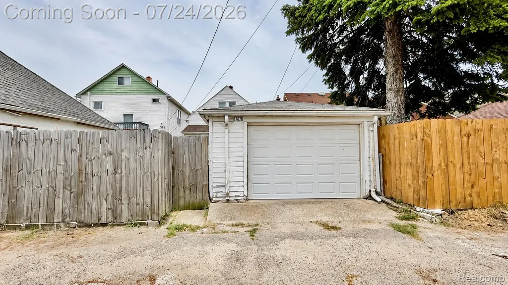 12020 Mitchell Street Hamtramck City MI 48212