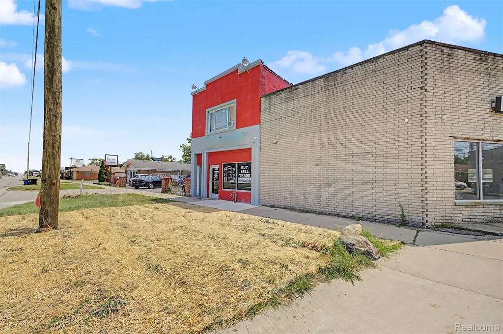 25535 Plymouth Road Redford Charter Township MI 48239