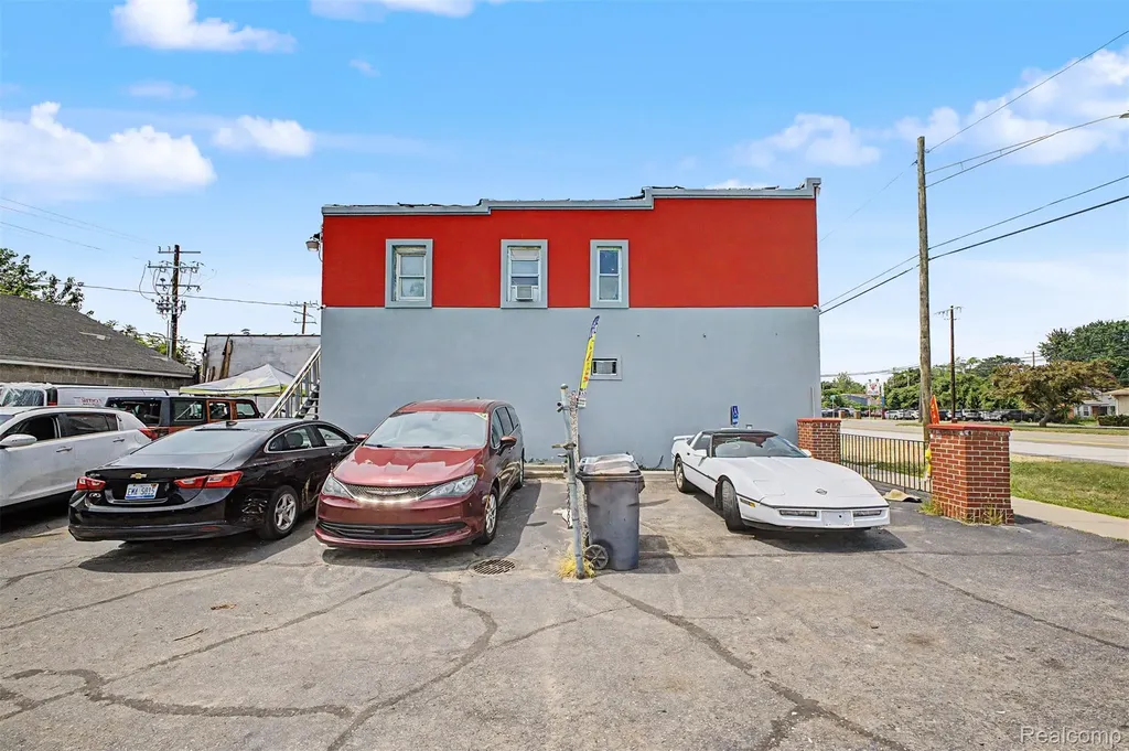 25535 Plymouth Road Redford Charter Township MI 48239