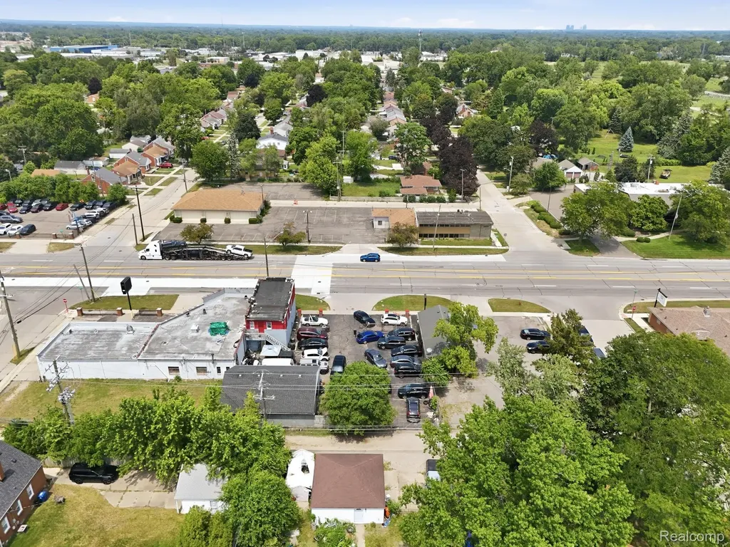 25535 Plymouth Road Redford Charter Township MI 48239