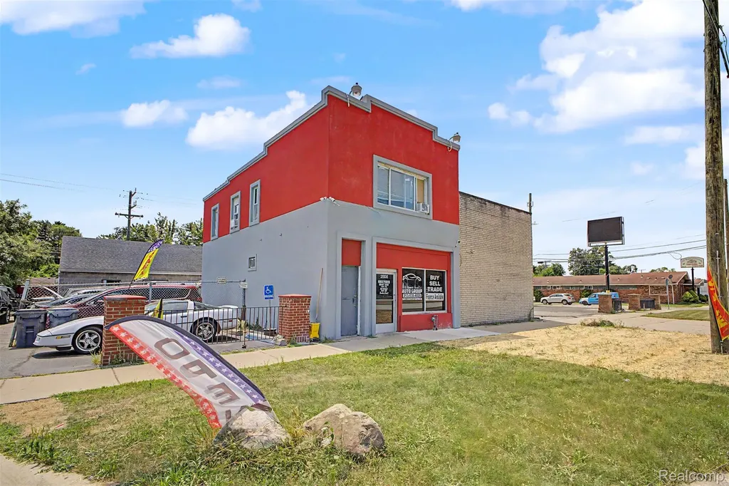 25535 Plymouth Road Redford Charter Township MI 48239