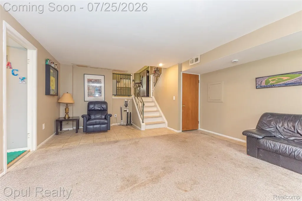 15520 Fitzgerald Street Livonia City MI 48154