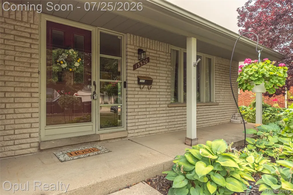 15520 Fitzgerald Street Livonia City MI 48154