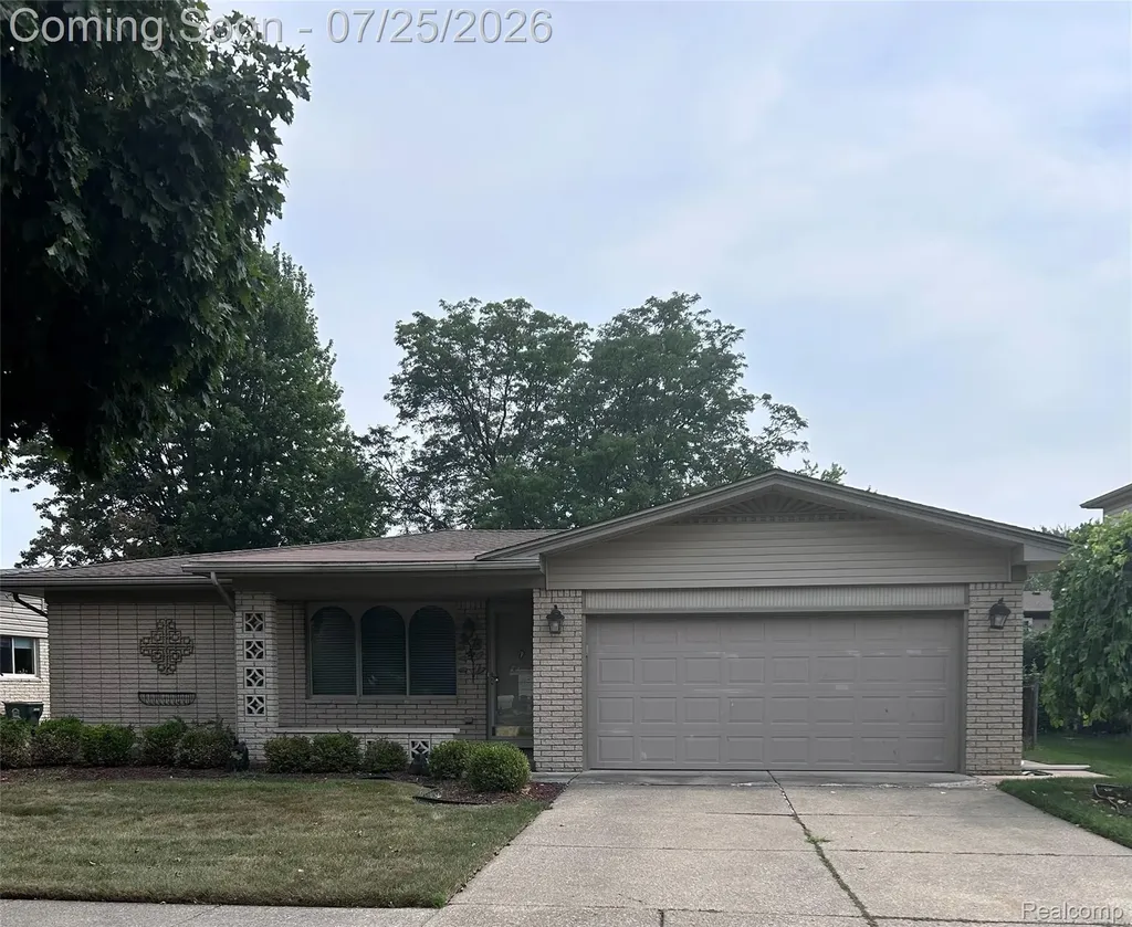 42929 Versailles Road Canton Charter Township MI 48187