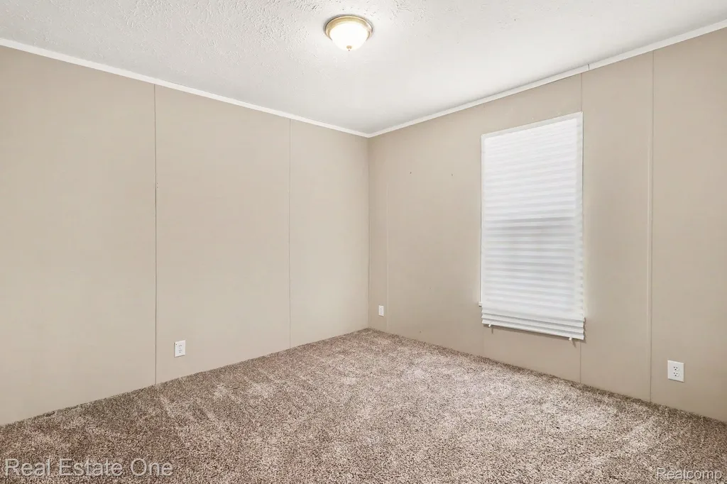 8516 Michael Drive Frenchtown Township MI 48166