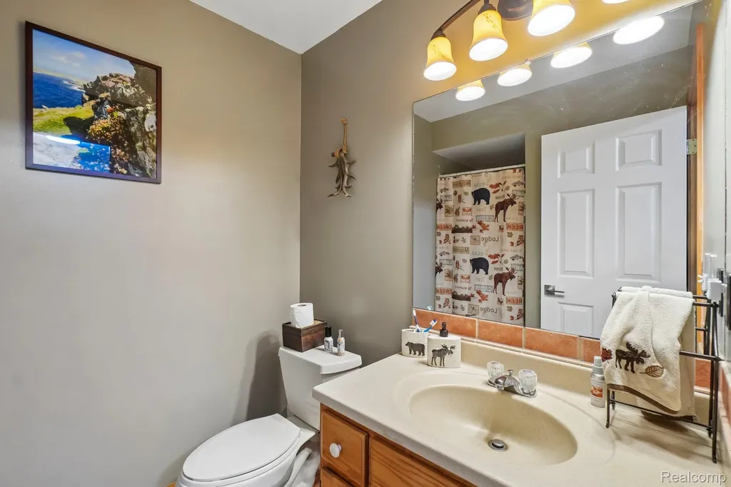 15927 Petros Drive Brownstown Charter Township MI 48173