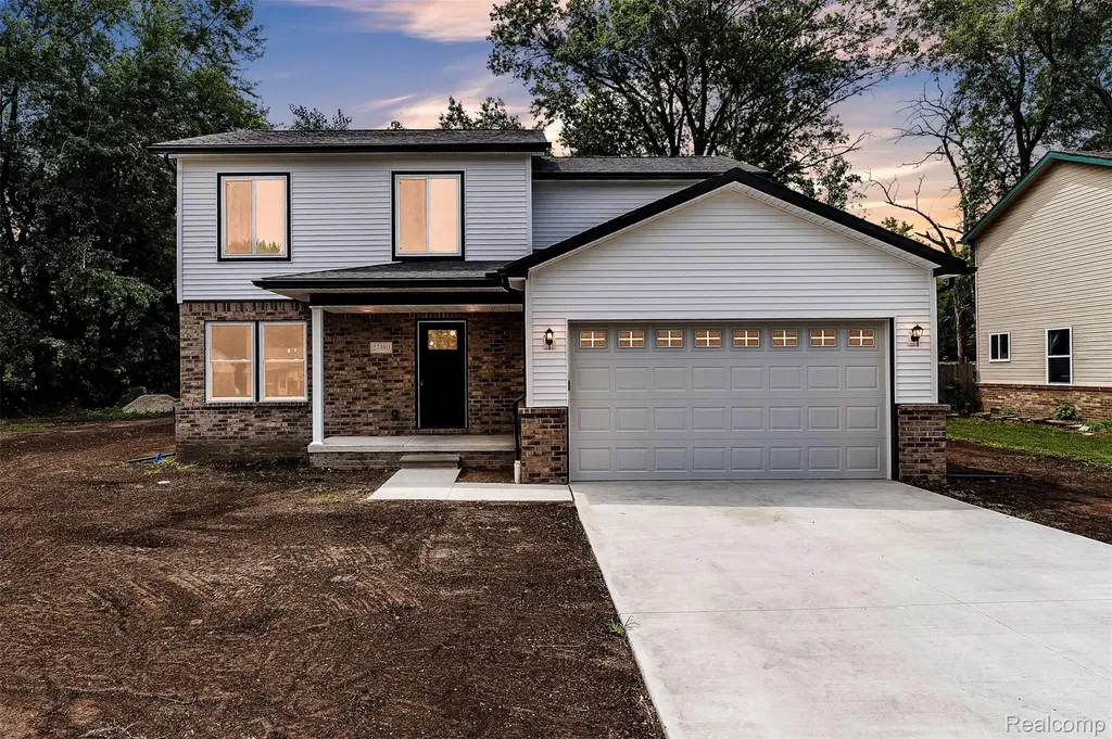 27380 Leroy Street Taylor City MI 48180