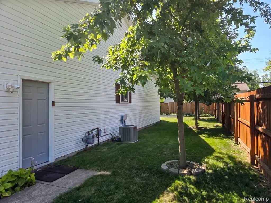 3032 6th Street Frenchtown Township MI 48162