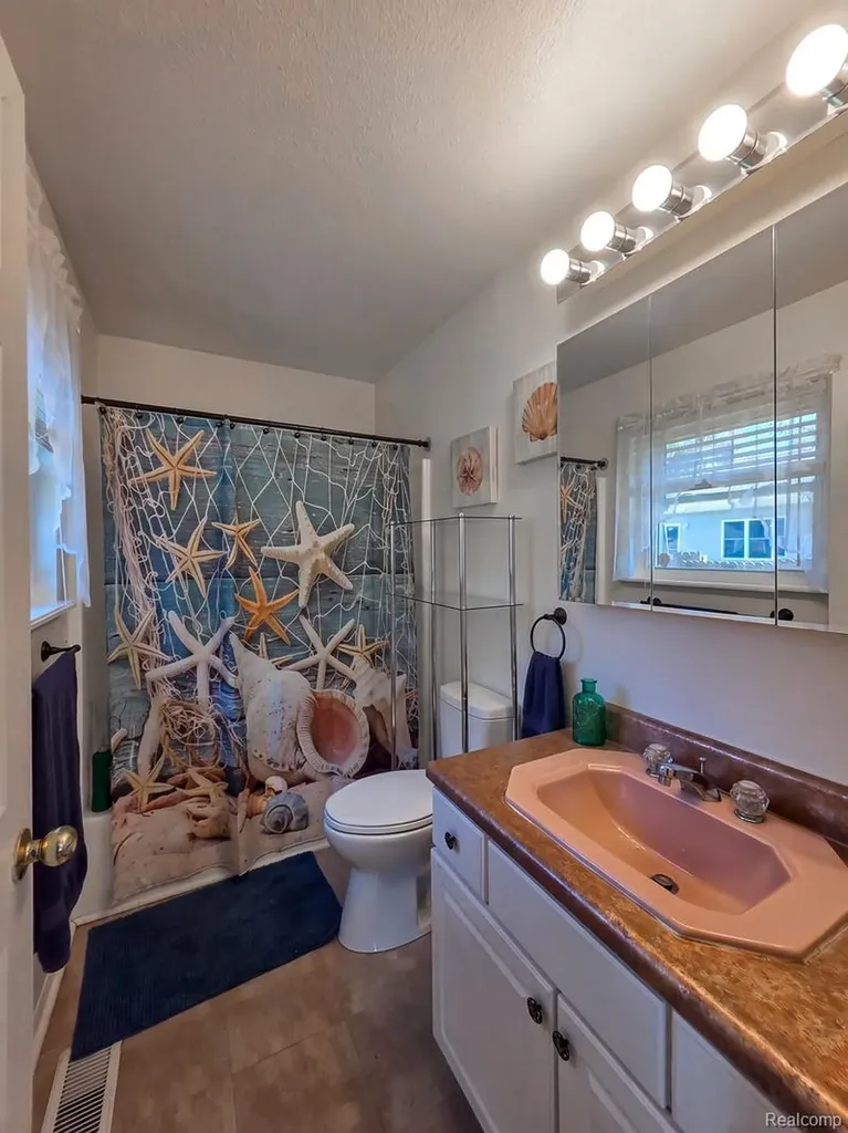 3032 6th Street Frenchtown Township MI 48162