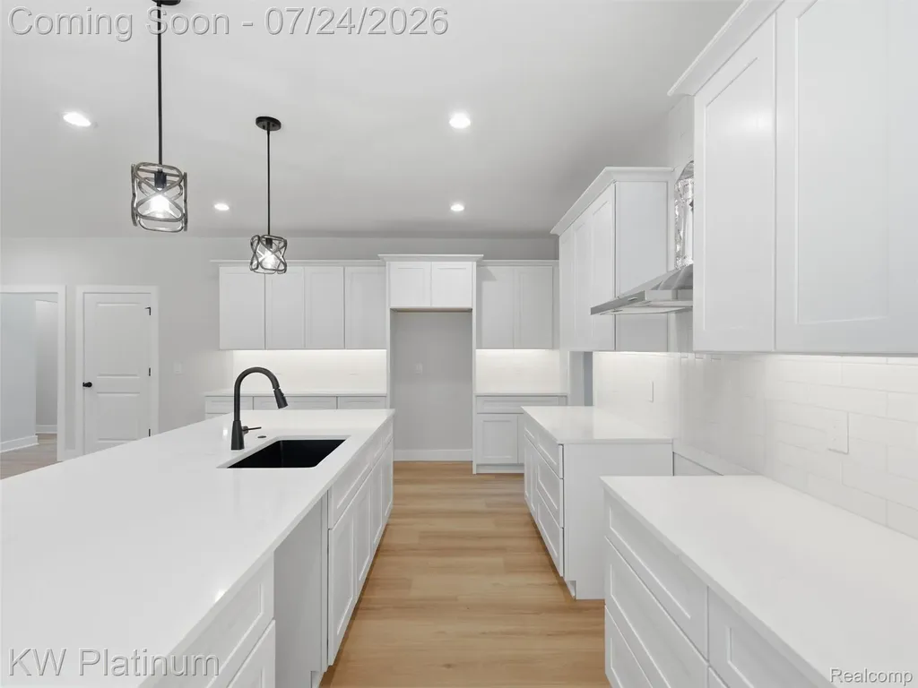 3416 Round Tree Drive China Township MI 48054