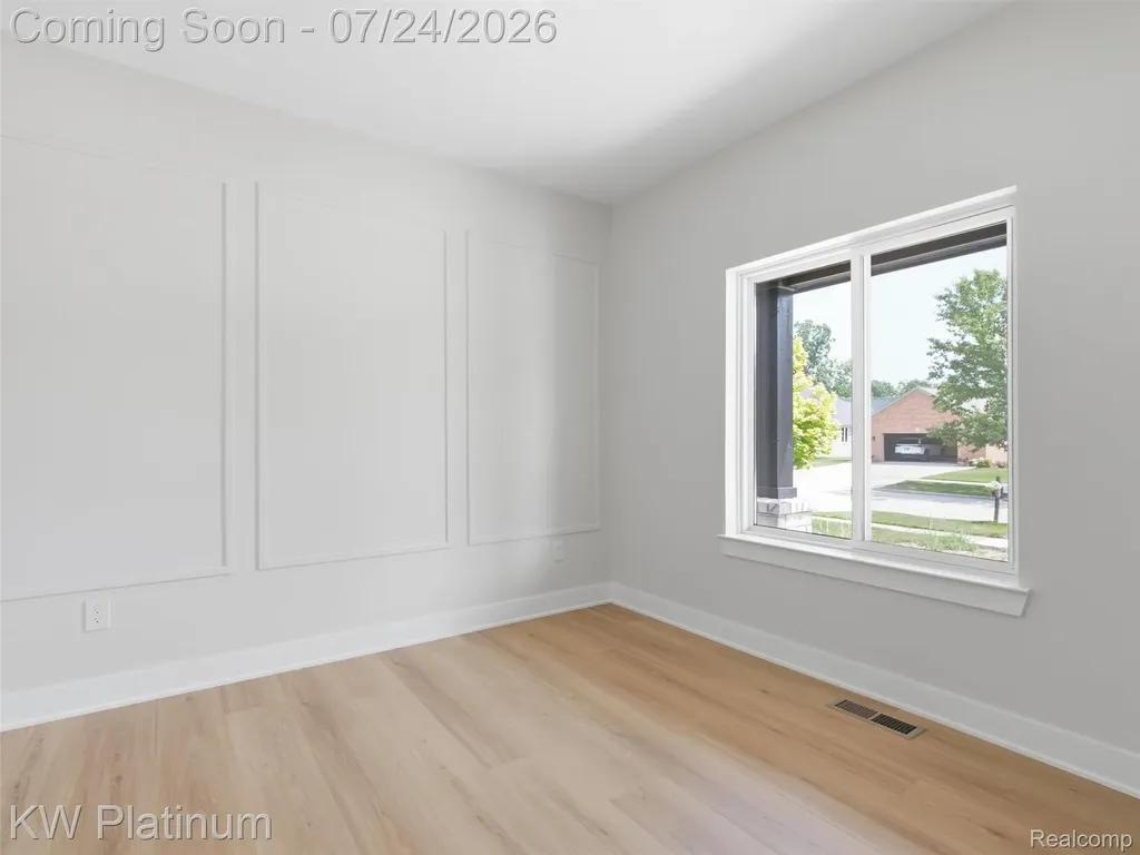 3416 Round Tree Drive China Township MI 48054
