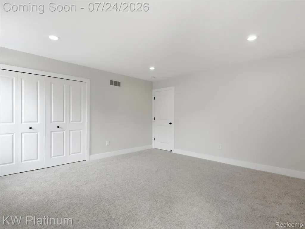3416 Round Tree Drive China Township MI 48054