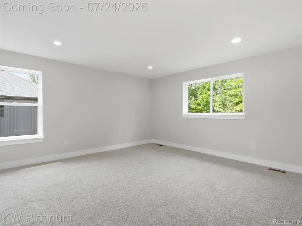 3416 Round Tree Drive China Township MI 48054