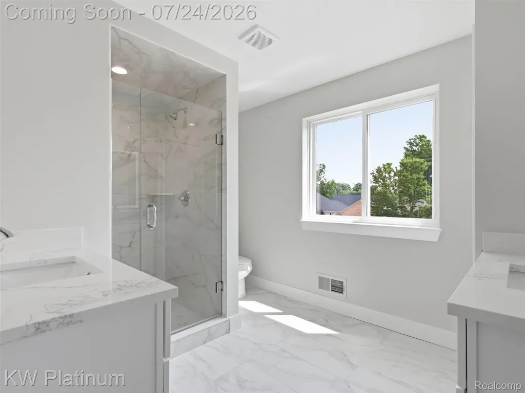 3416 Round Tree Drive China Township MI 48054
