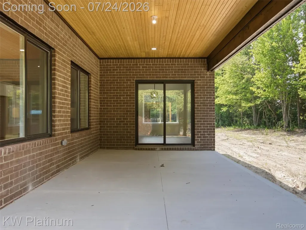 3416 Round Tree Drive China Township MI 48054