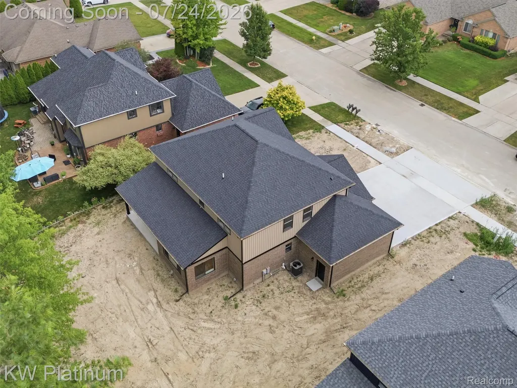 3416 Round Tree Drive China Township MI 48054