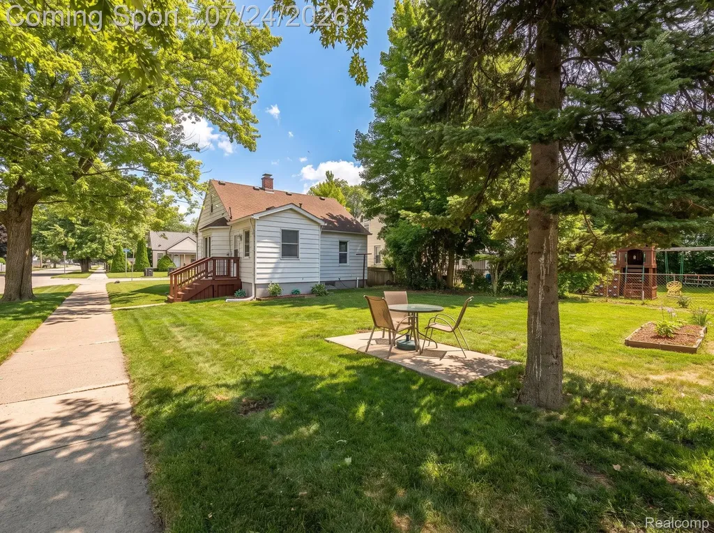 6700 Jackson Street Taylor City MI 48180