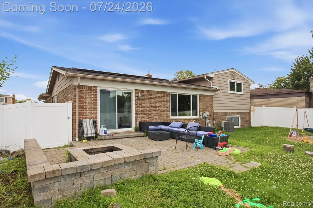 205 Brittany Drive Canton Charter Township MI 48187