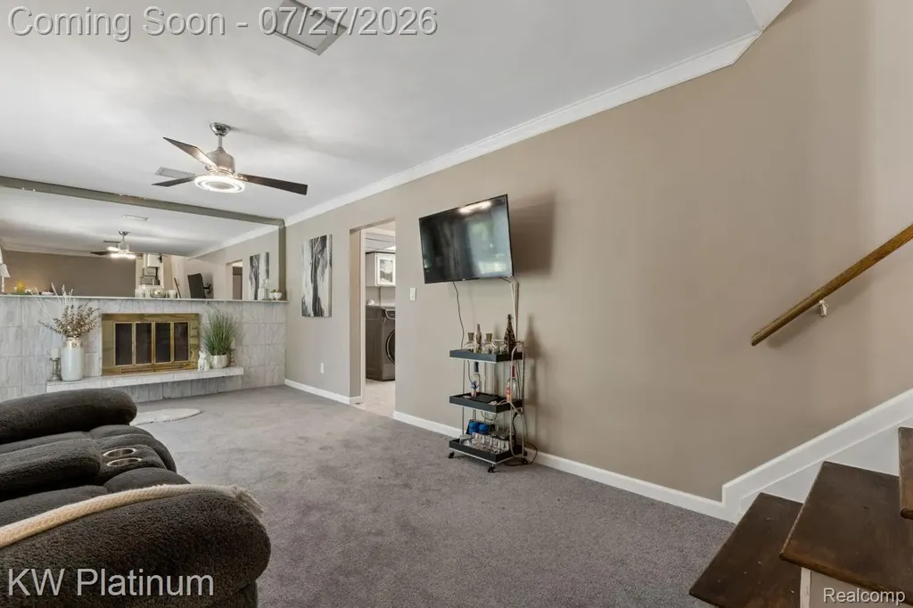 32312 W Wayburn Street Farmington Hills City MI 48334
