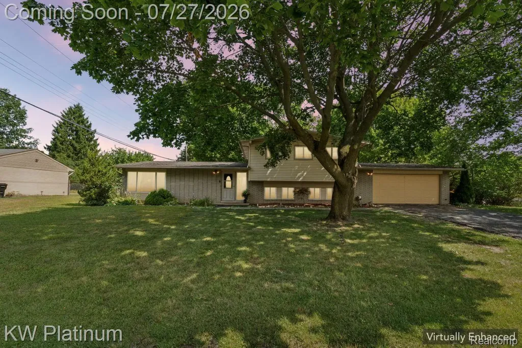 32312 W Wayburn Street Farmington Hills City MI 48334