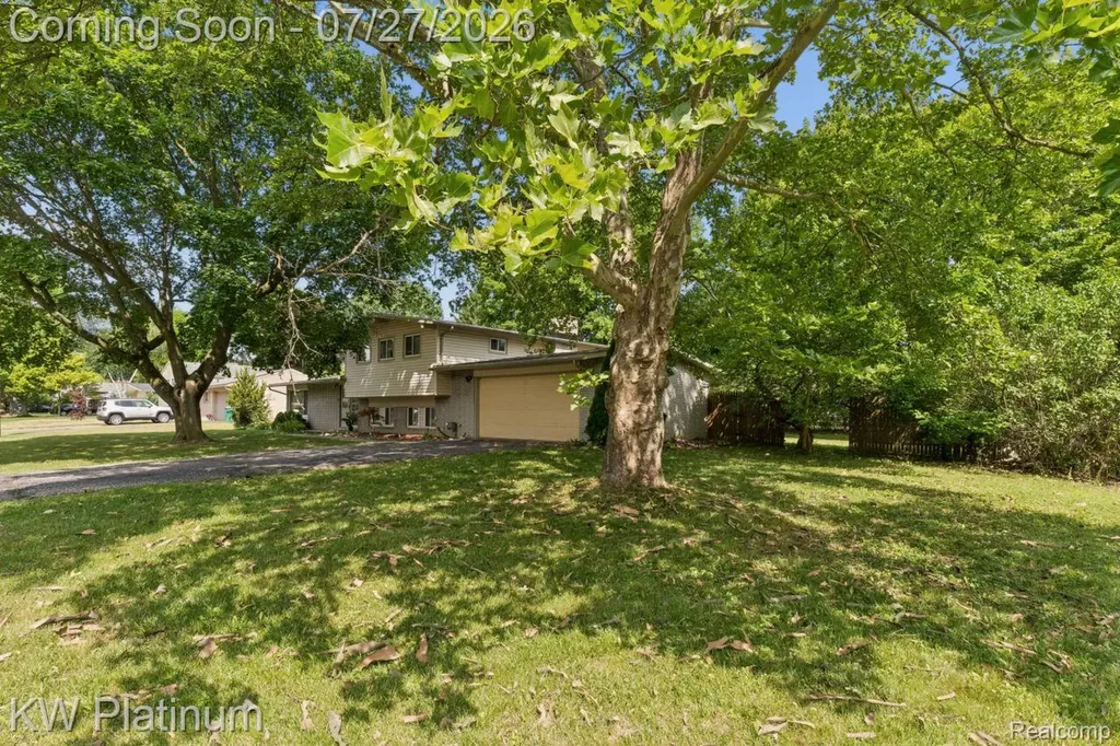 32312 W Wayburn Street Farmington Hills City MI 48334