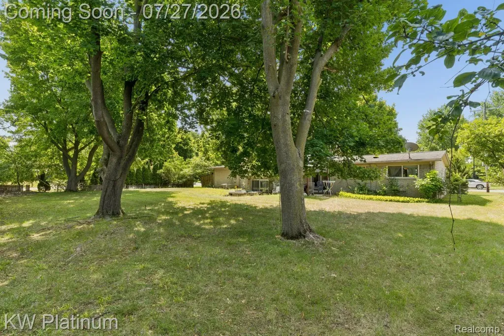 32312 W Wayburn Street Farmington Hills City MI 48334