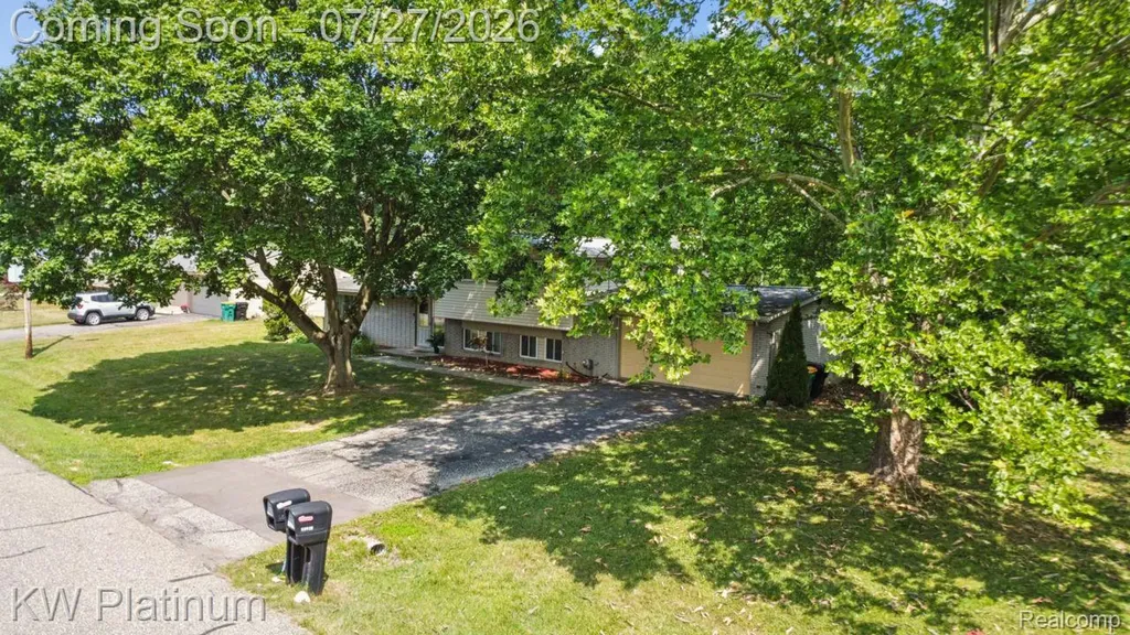32312 W Wayburn Street Farmington Hills City MI 48334
