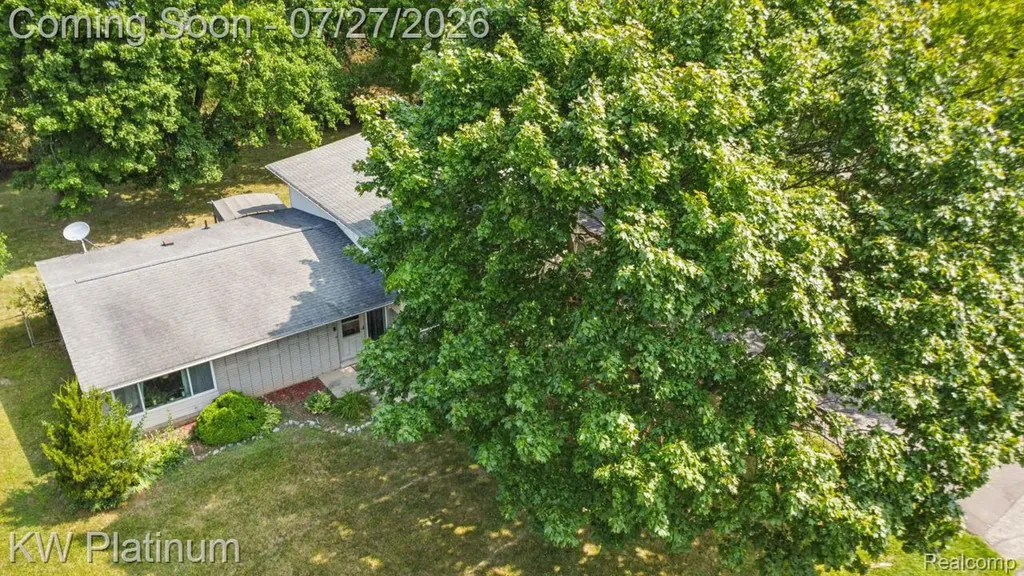 32312 W Wayburn Street Farmington Hills City MI 48334