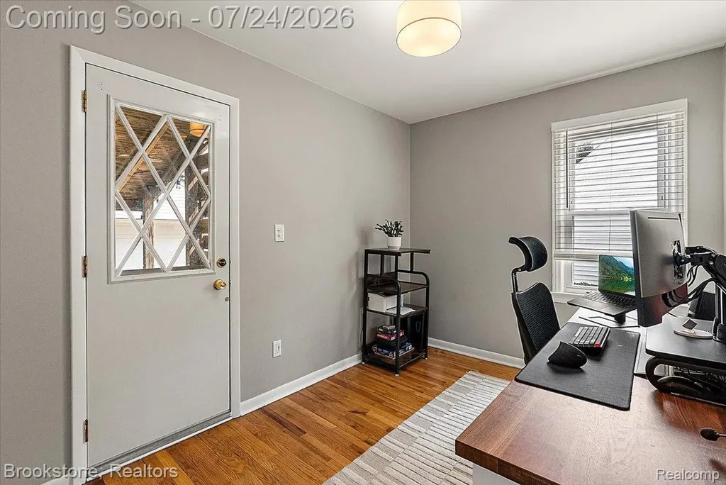 507 Roth Boulevard Clawson City MI 48017